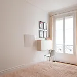 Flat On Courtyard - Near Park
