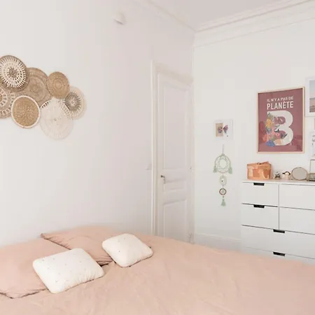 Flat On Courtyard - Near Park Appartamento